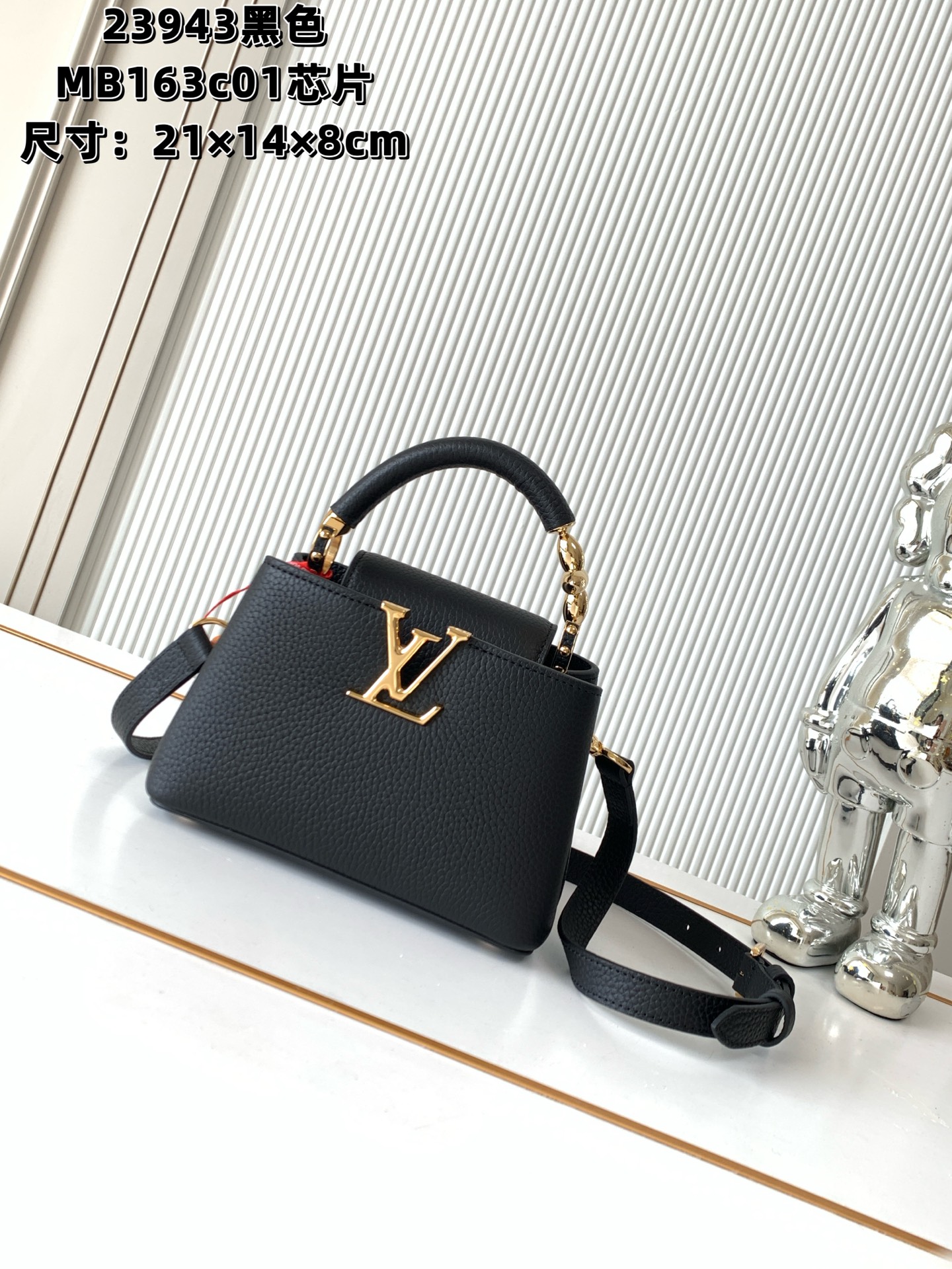 Louis Vuitton LV Classic Handbag Premium Canvas Model M13053 Top Handle Special Occasion Unisex
